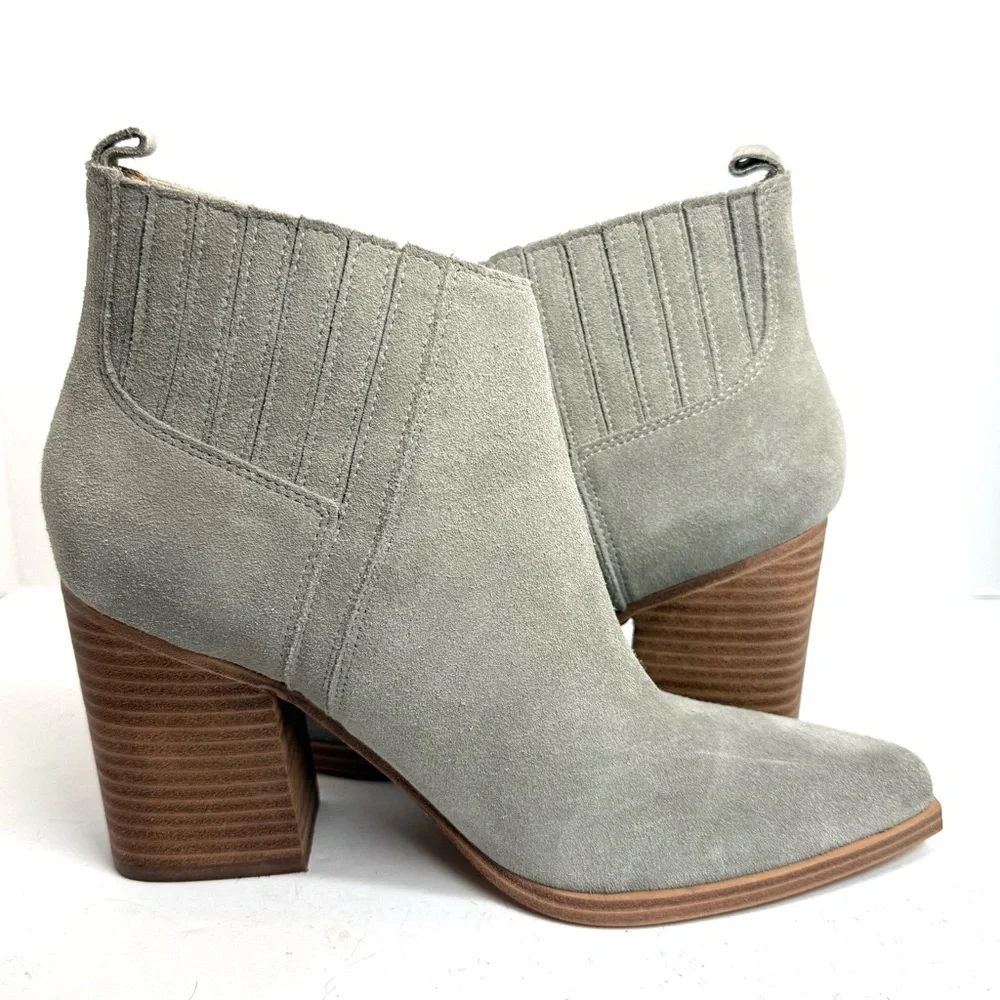 NWOT Marc Fisher Alva Suede Ankle Bootie‎ Gray Women’s Size 9.5